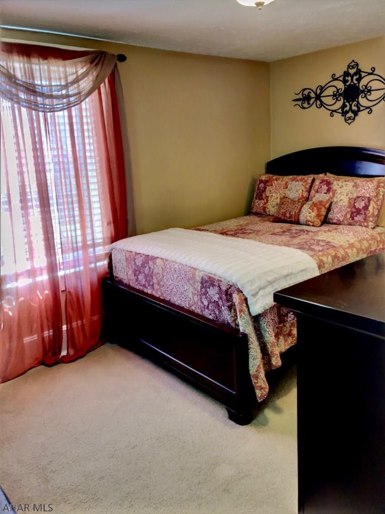 Llyswen - Residential