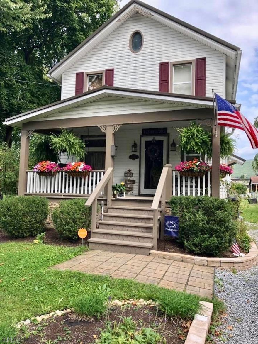 It REALLY is THIS ADORABLE!! Tastefully updated, cozy, clean, and well loved in the very sought after area of Llyswen. No worries, it has already been removed from the Flood zone and doesn't have any water issues. Home is in Baker school district and has a very big 69.4x130 lot with a firepit for your enjoyment, back deck off the kitchen, off street parking, 3 Bedrooms with closets, a nice big bathroom with its own linen closet, updated mechanics, and a metal roof! Move Right In, did I mention how cozy and homey it is? Come see for yourself! 1 Yr CHOICE HOME WARRANTY INCLUDED!!
