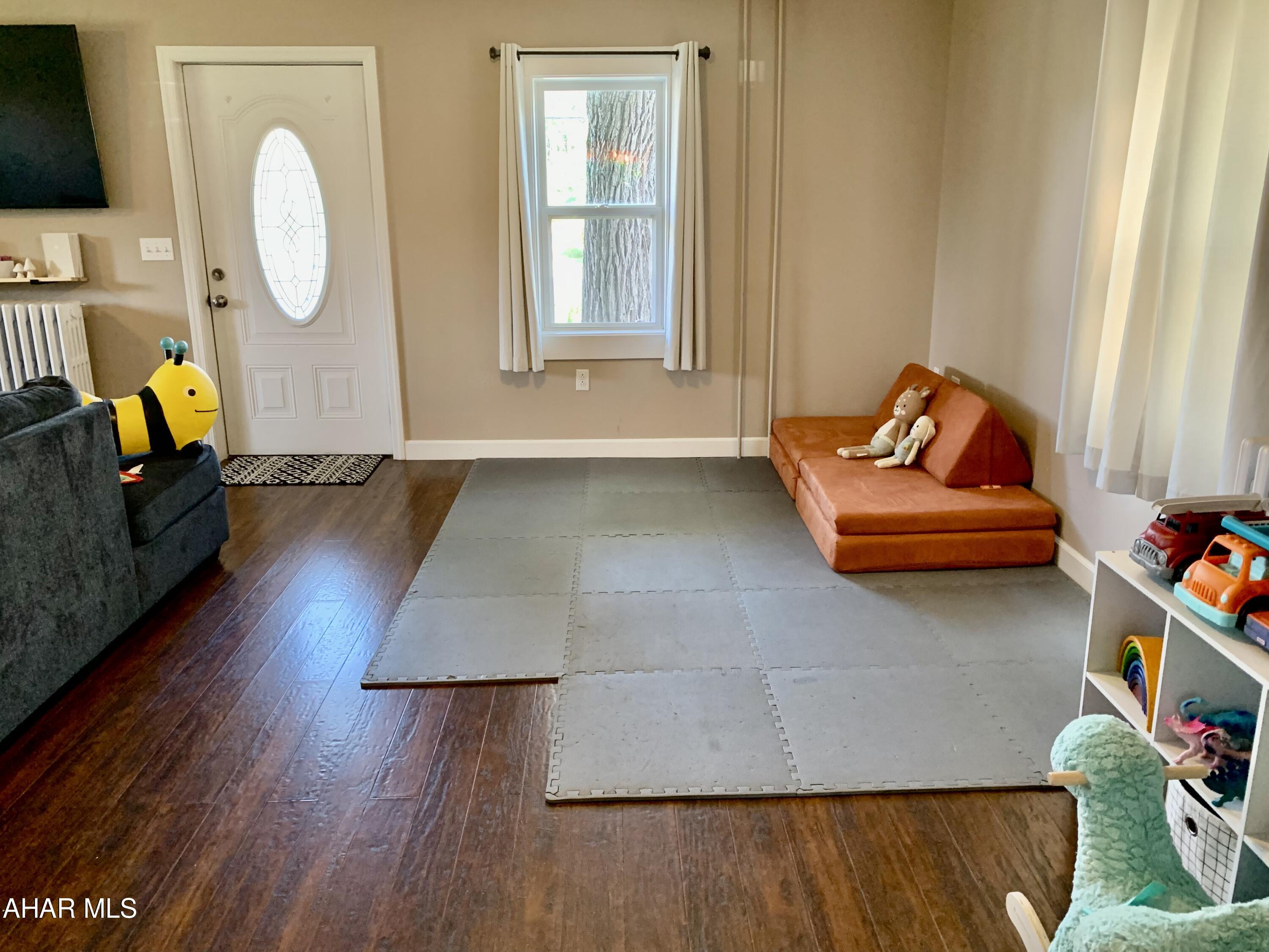 Hollidaysburg - Residential