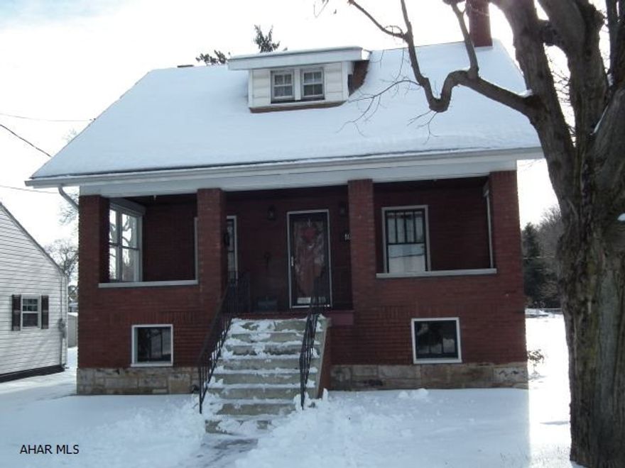 Brick cutie in Eldorado area, 50 x 120 yard, large living room with fireplace, great covered porch, 3 bedrooms, 2 full baths on 2nd floor. Owner had carpet professionally cleaned. See pictures.