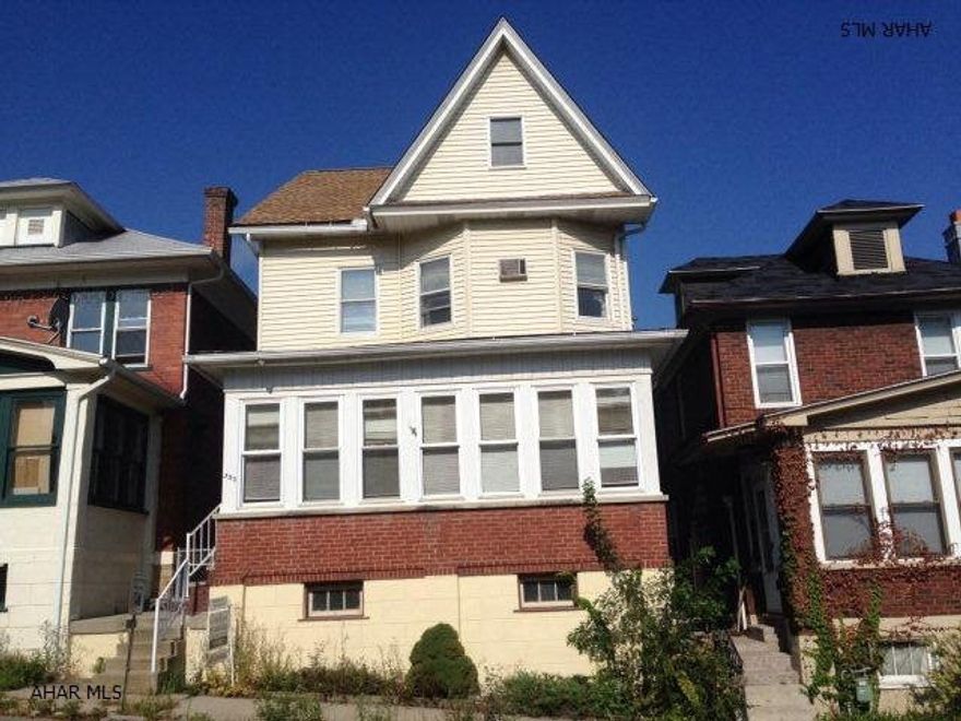 This 3 bedroom, 1 full bath house is ready to move into.  With a convenient location this house has so much to offer.  The roof was replaced in the last 5 years.  The water heater is about a year old, and the furnace was replaced in the last 8 years.