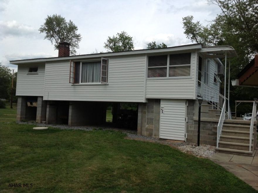 Move in Ready!! Outdoors at its best!! Nice recreational site for a week or weekend get away. Semi-Private and peaceful. Fishing, canoeing and swimming. Located on Dunnings Creek in Camp Sunshine. 16x26 Screened-in pavilion with fireplace and ceiling fans on patio. 2 sheds for storage.