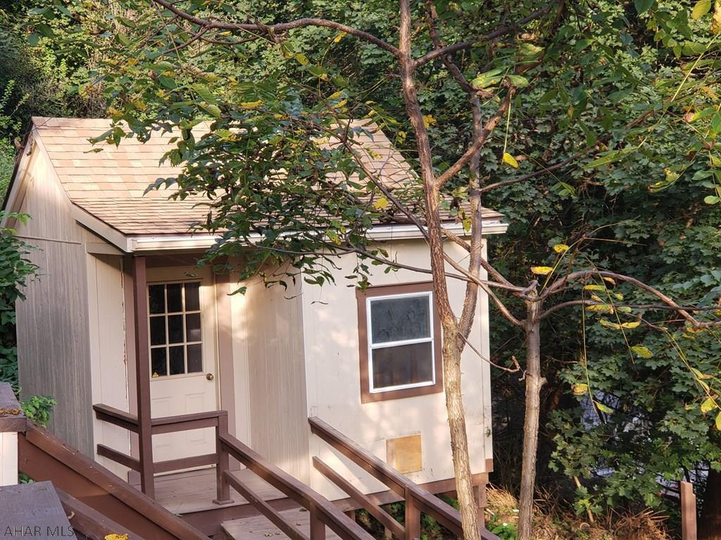 Unknown - Residential