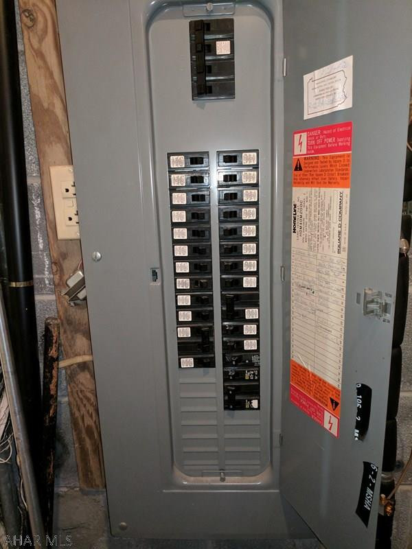 Lakewood Manor - Residential