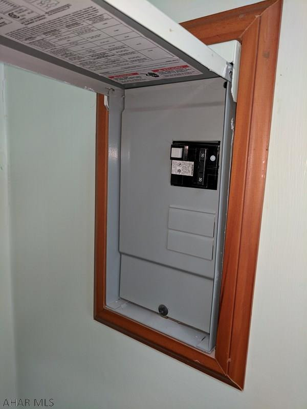 Lakewood Manor - Residential