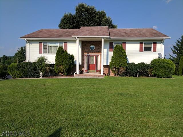 Lakewood Manor - Residential