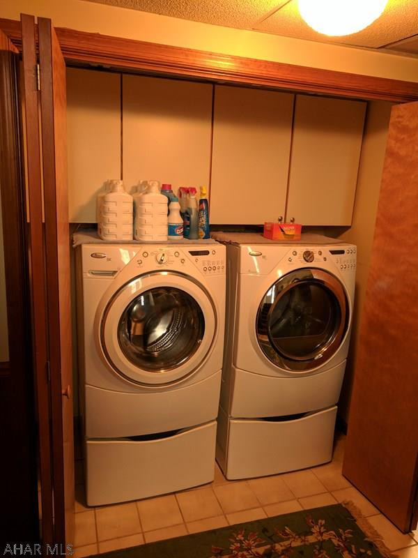 Lakewood Manor - Residential