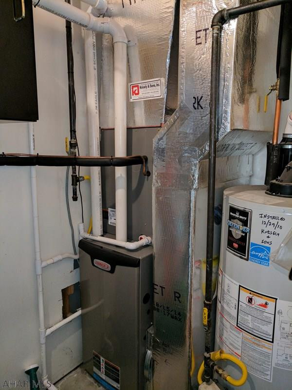 Lakewood Manor - Residential