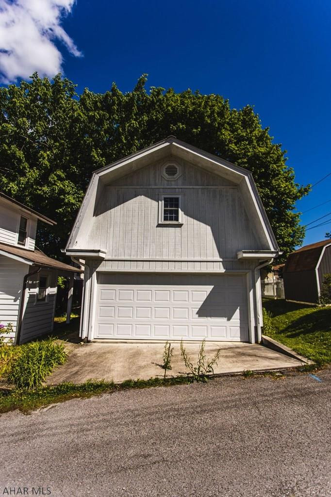 Unknown - Residential