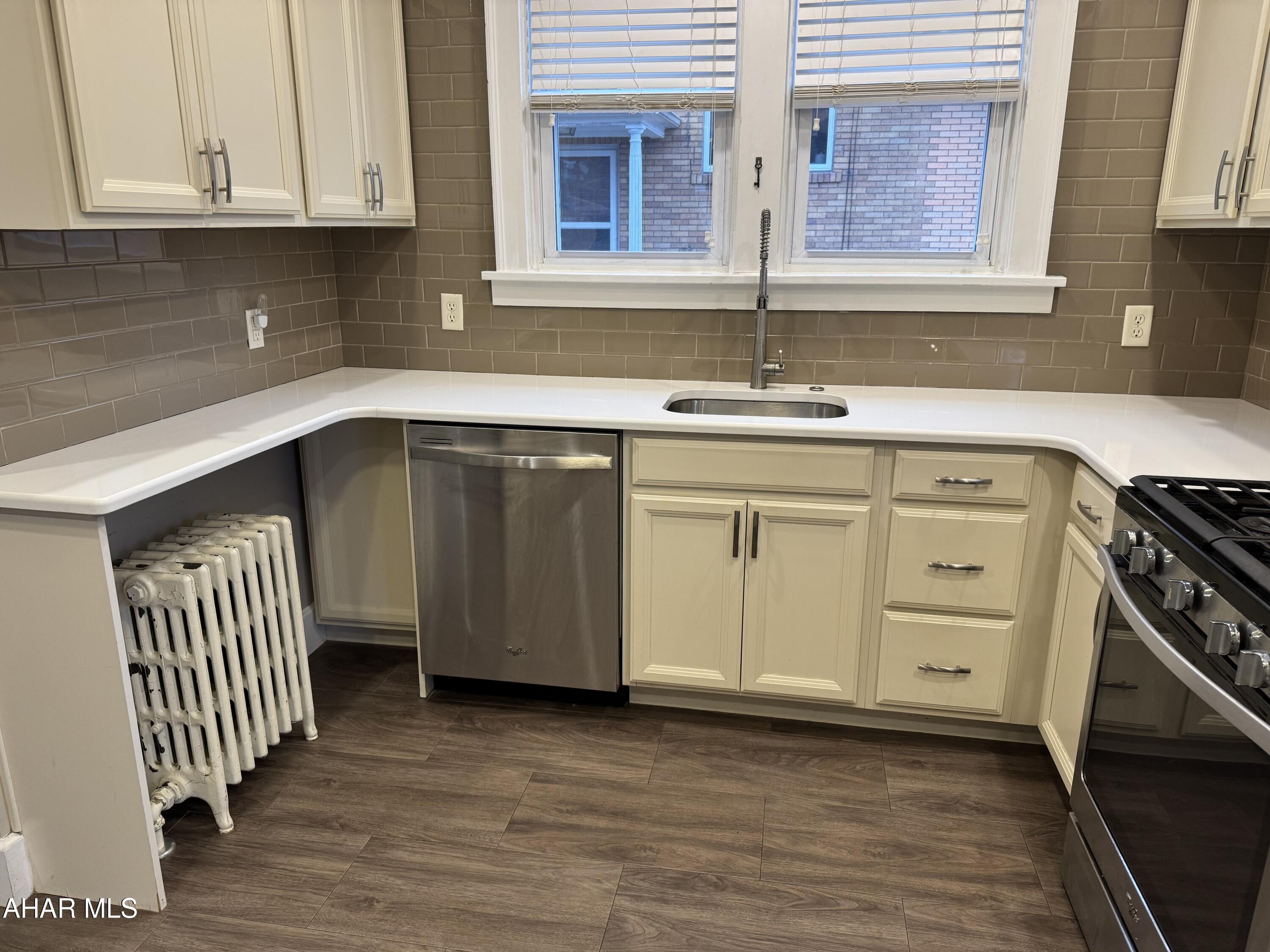 Calvert Hills - Residential