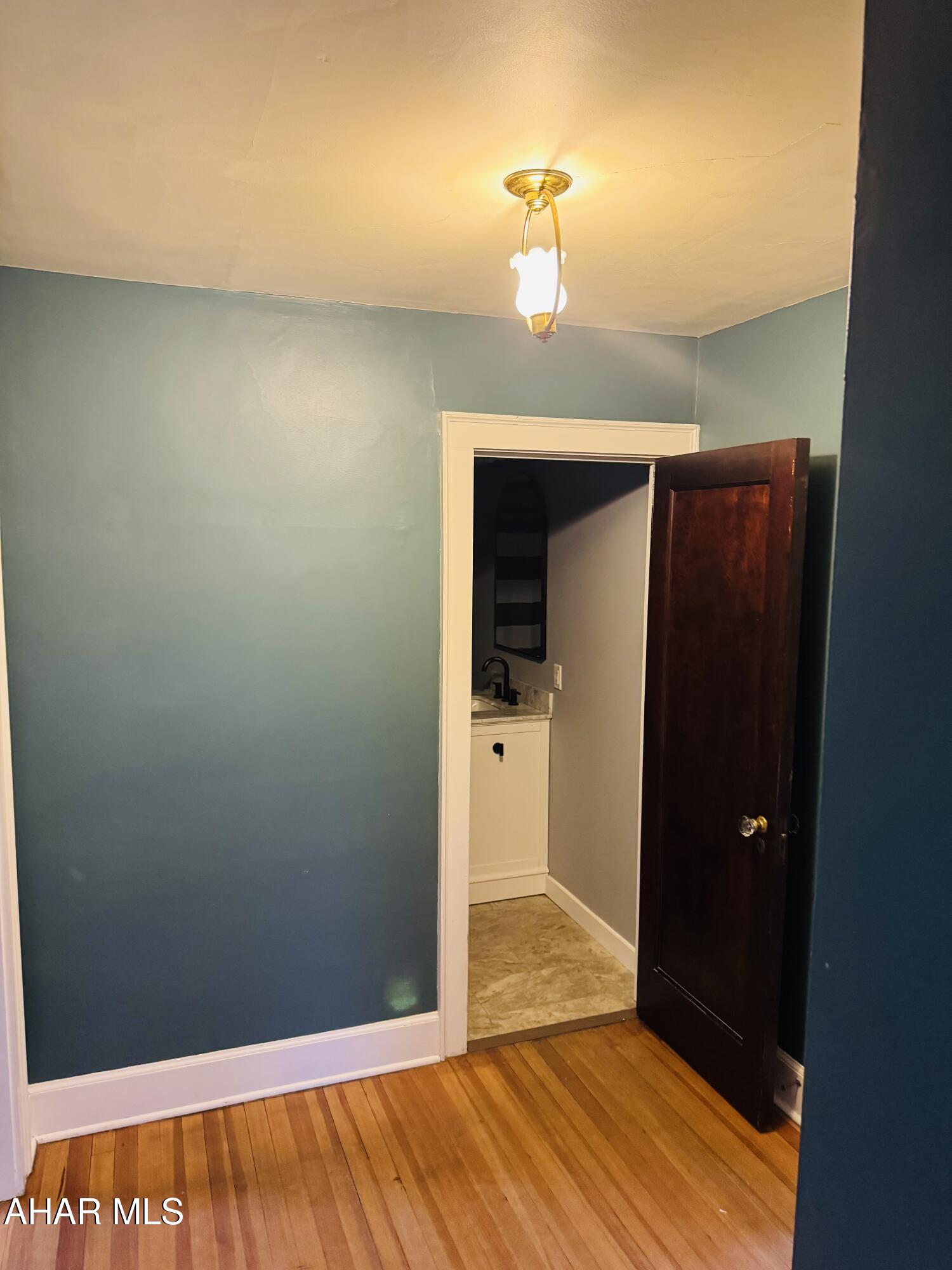 Calvert Hills - Residential