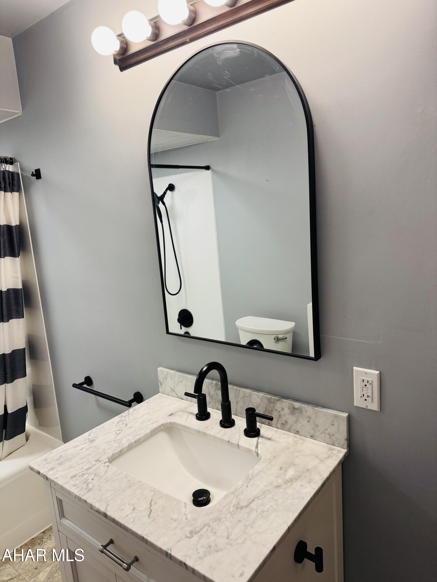 Calvert Hills - Residential