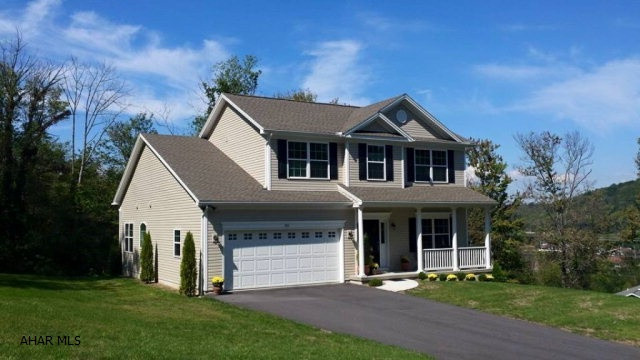 Church Hill Manor - Residential