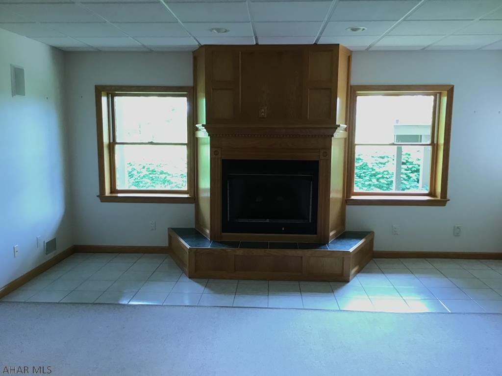 Hickory Hills - Residential