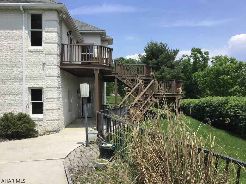 Hickory Hills - Residential