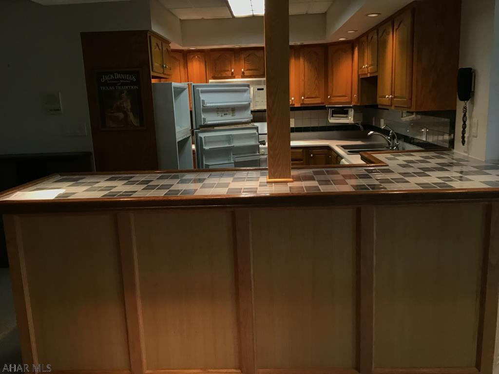 Hickory Hills - Residential