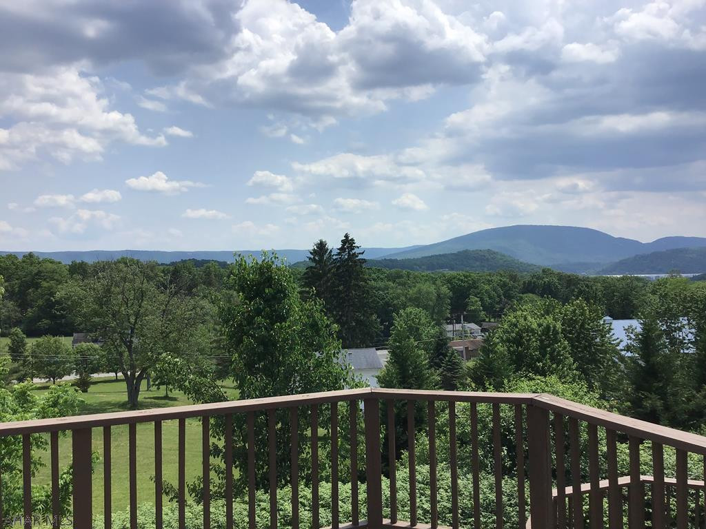 Hickory Hills - Residential