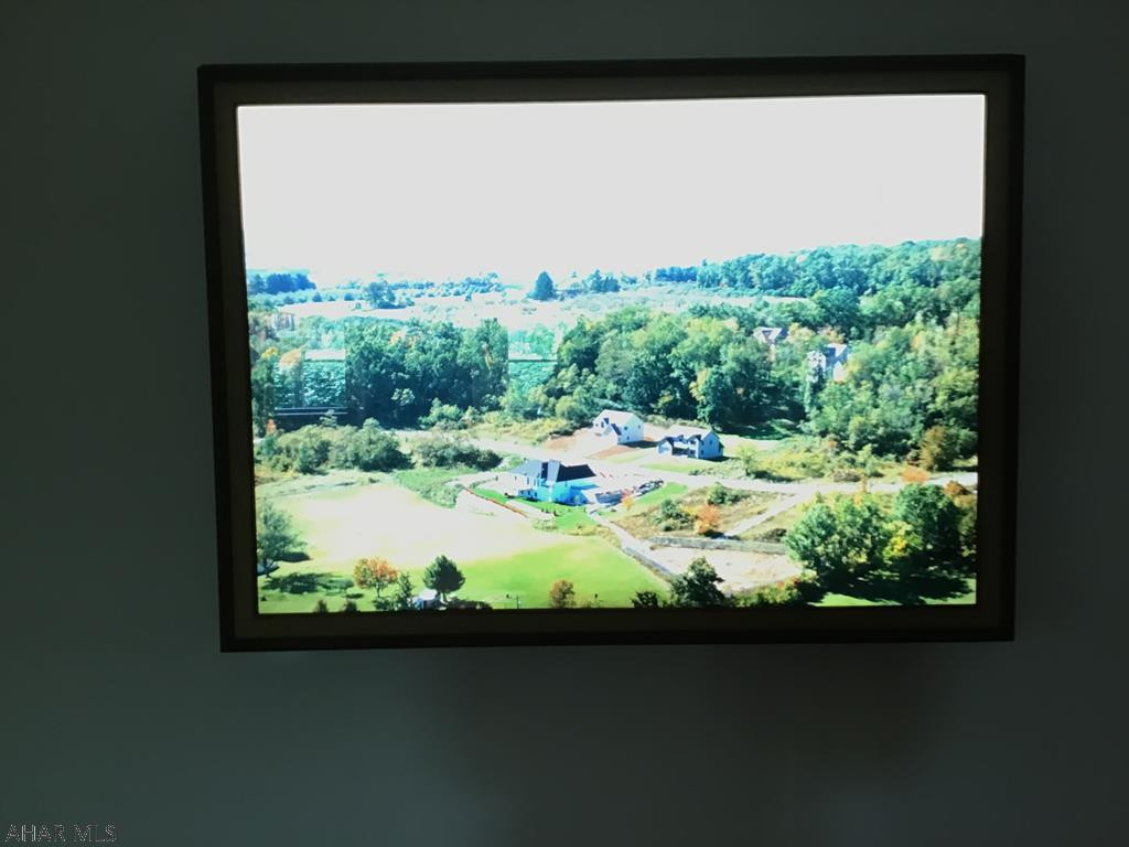 Hickory Hills - Residential