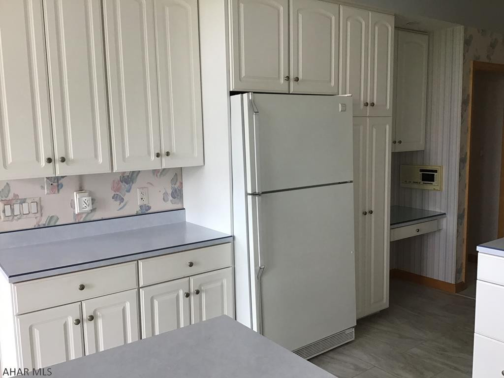 Hickory Hills - Residential