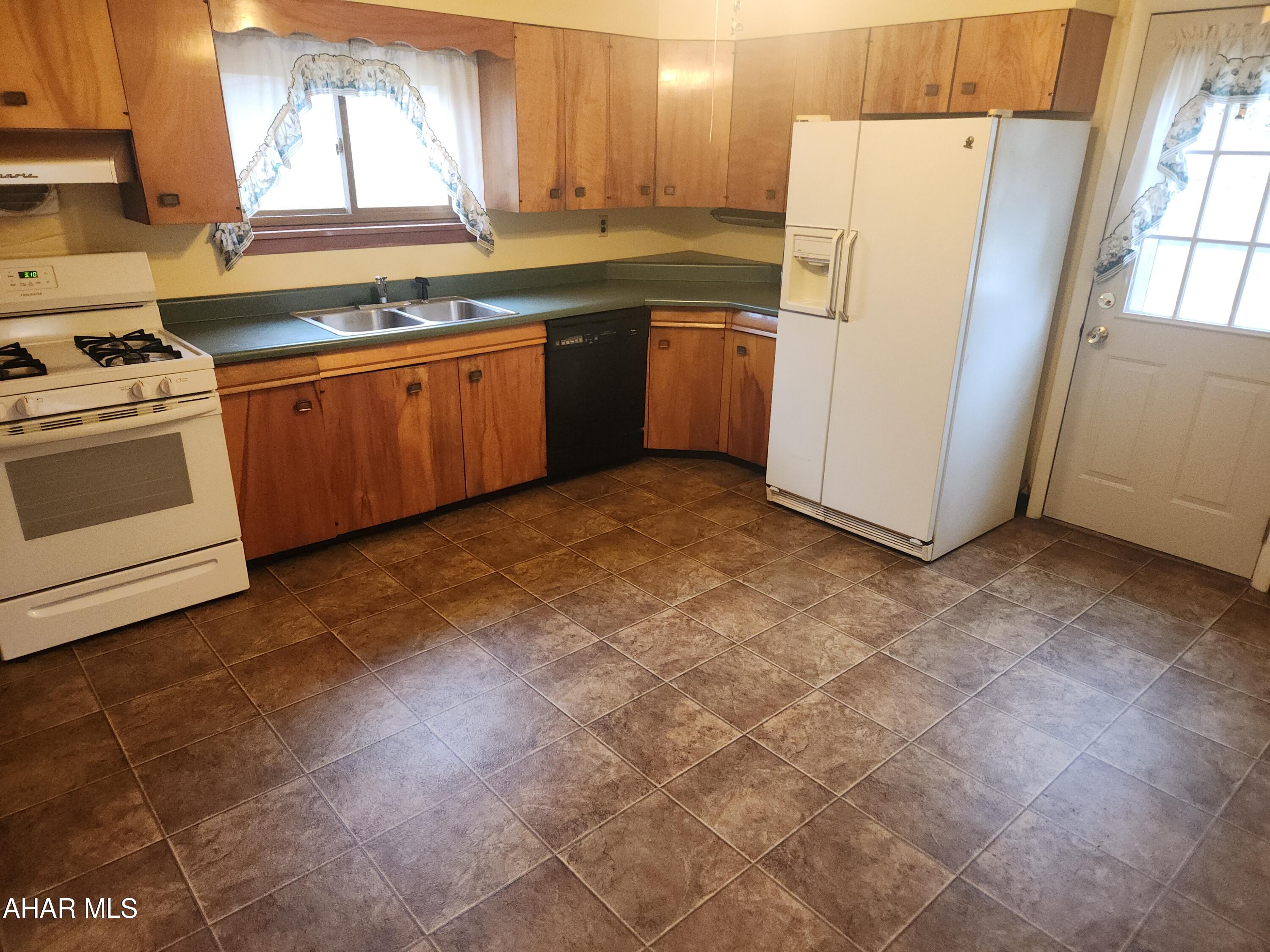 Unknown - Residential