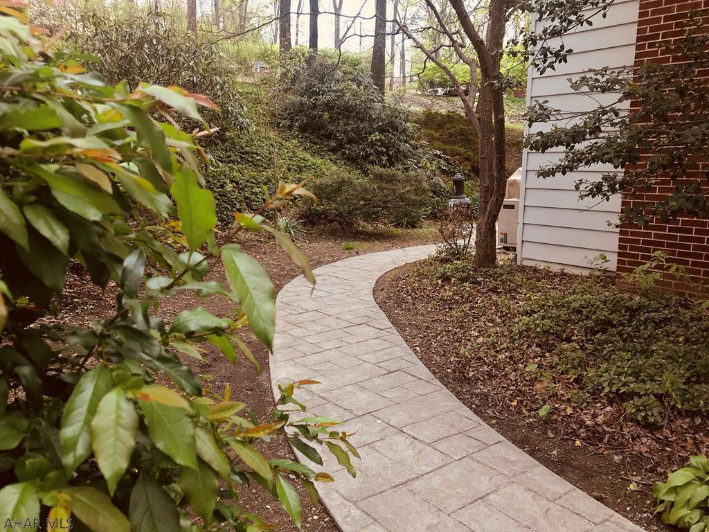 Meadowbrook - Residential