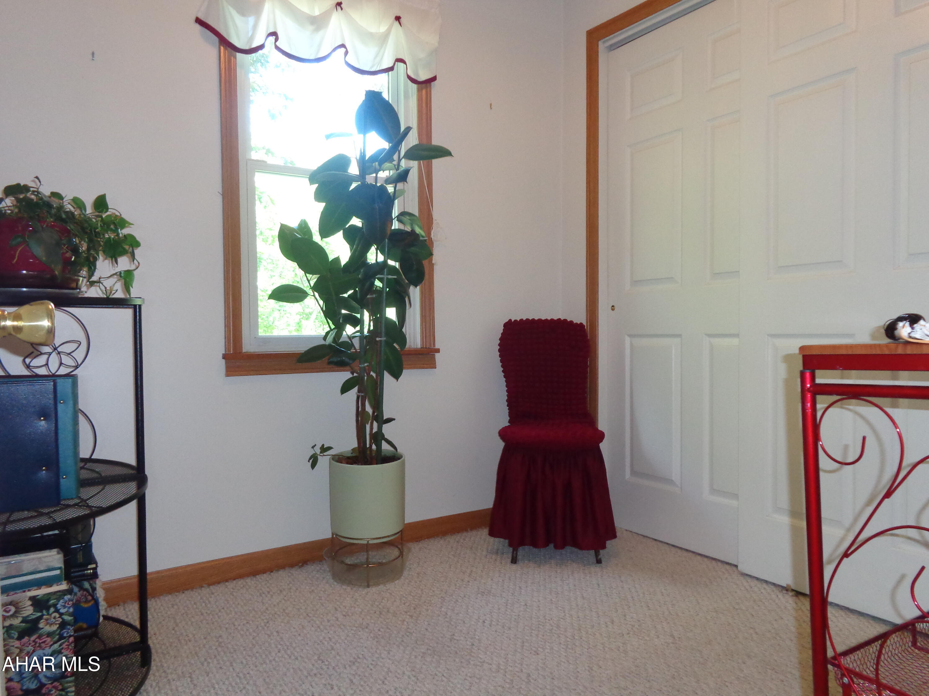 Canoe Creek - Residential