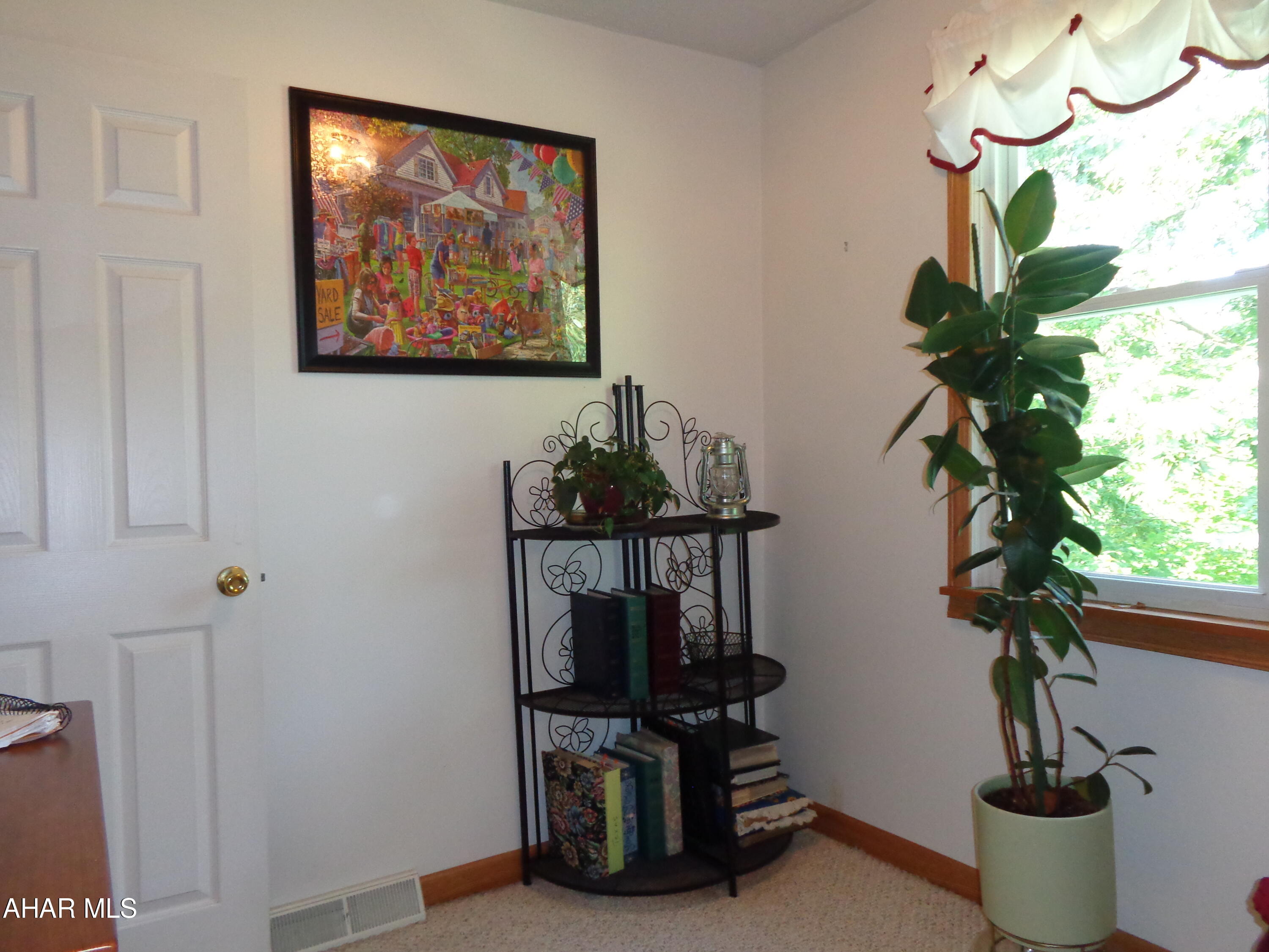 Canoe Creek - Residential