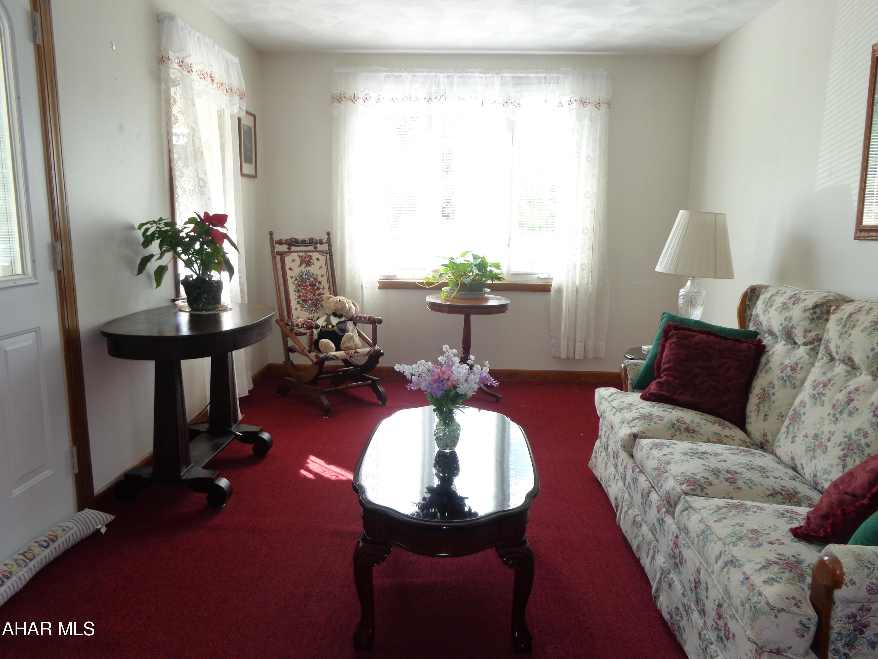 Canoe Creek - Residential