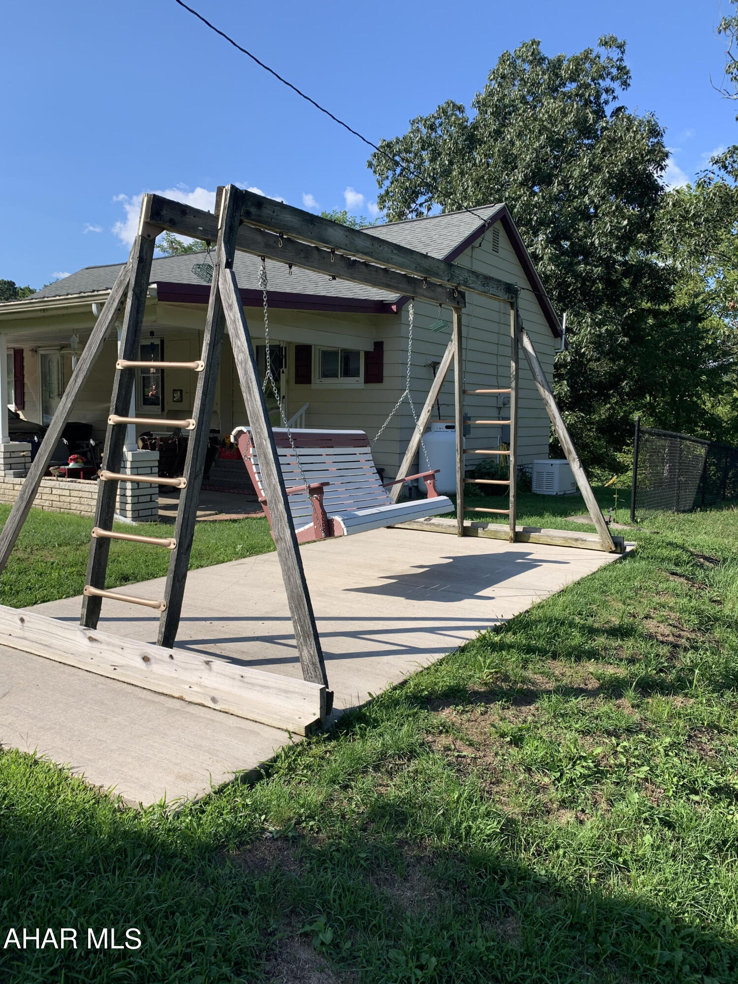 Canoe Creek - Residential