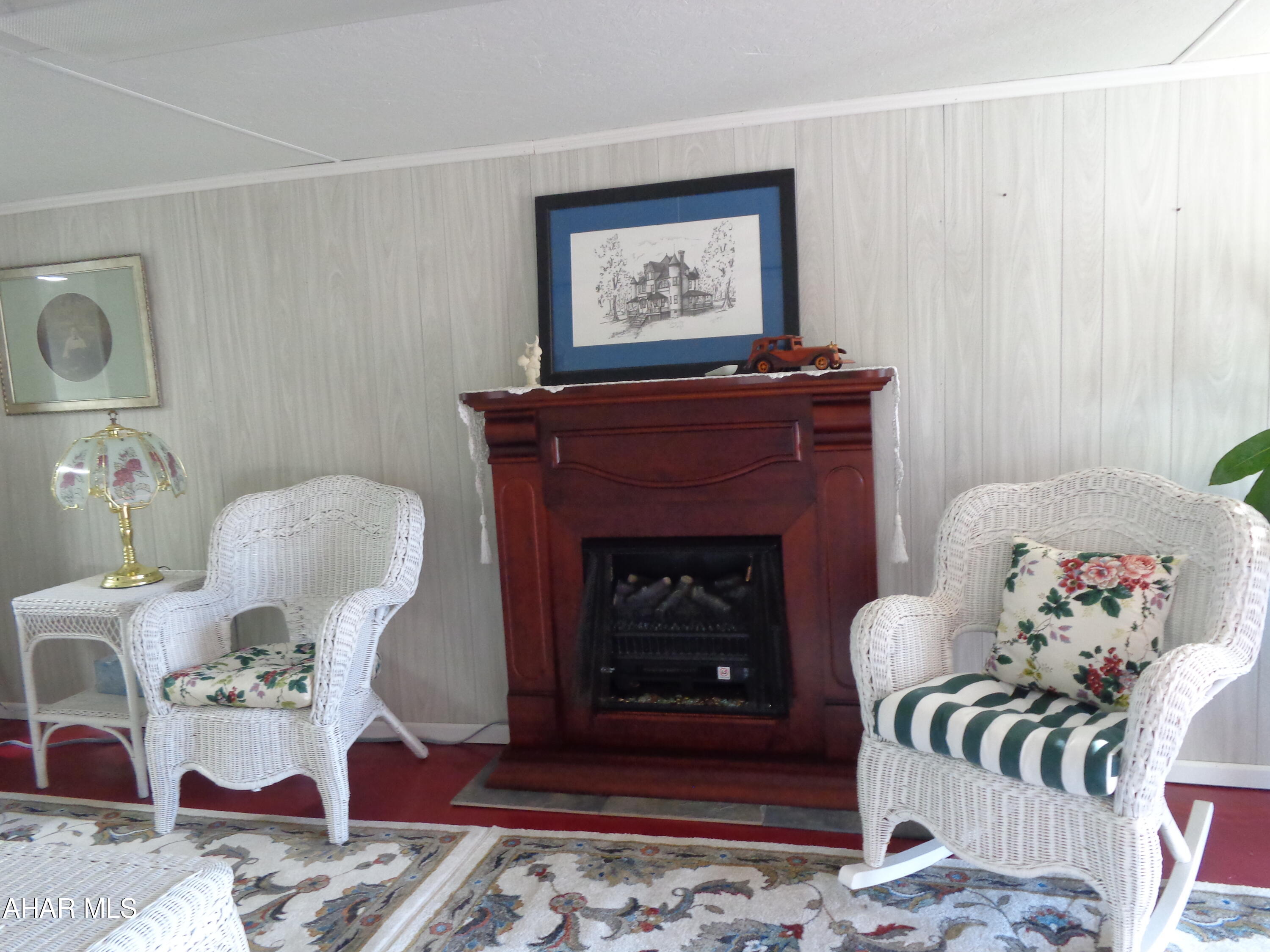 Canoe Creek - Residential