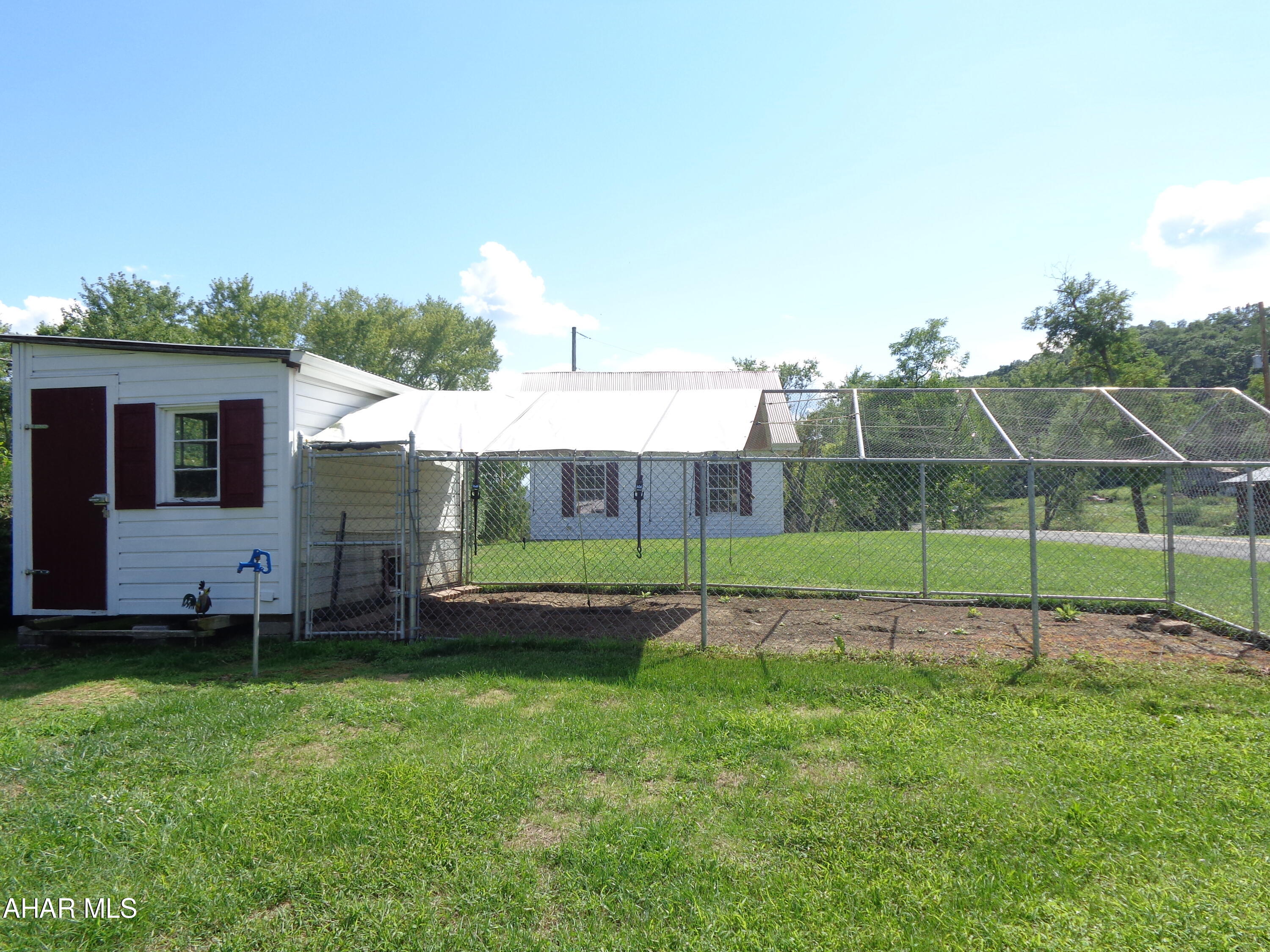 Canoe Creek - Residential