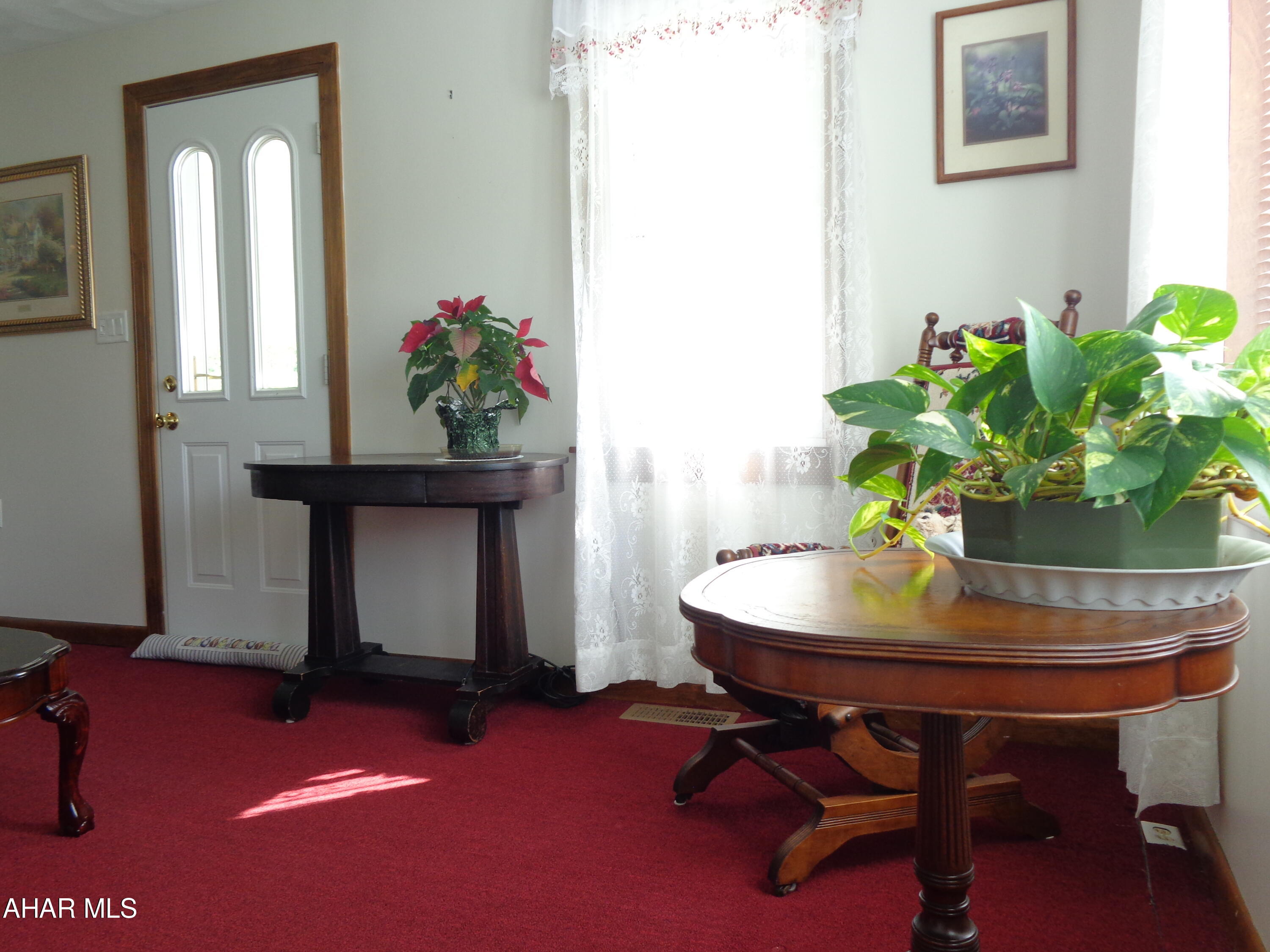 Canoe Creek - Residential