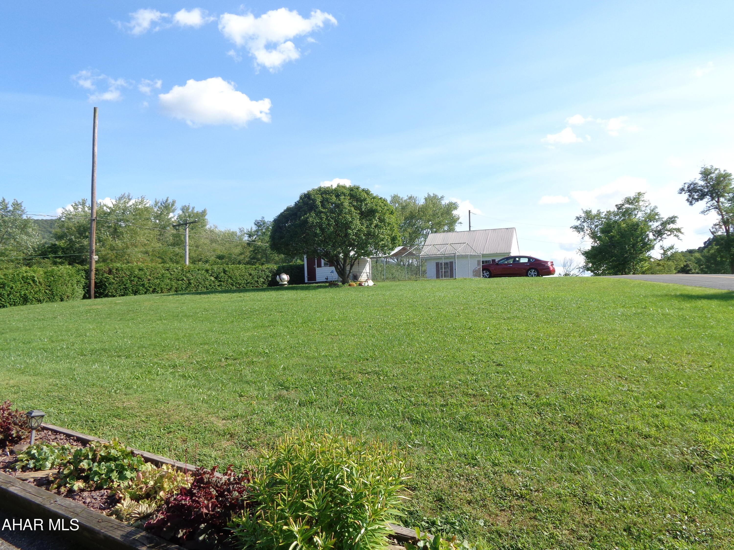 Canoe Creek - Residential