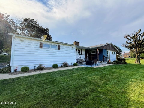Photo for 908 Chippewa Road