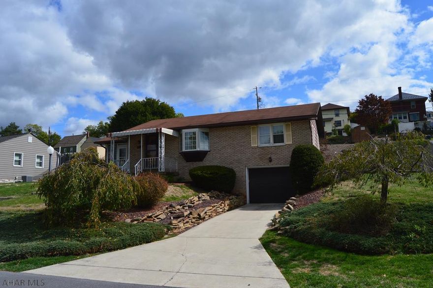 Thisideal 3 bedroom home is located in a quaint neighborhood near Penn State Altoona Campus.Newer furnace and hot water tank. Original hardwood floors under the carpets. Spacious sunroom off the kitchen. 1bath, 1 car garage,central air. A solid home in great condition with only one owner.