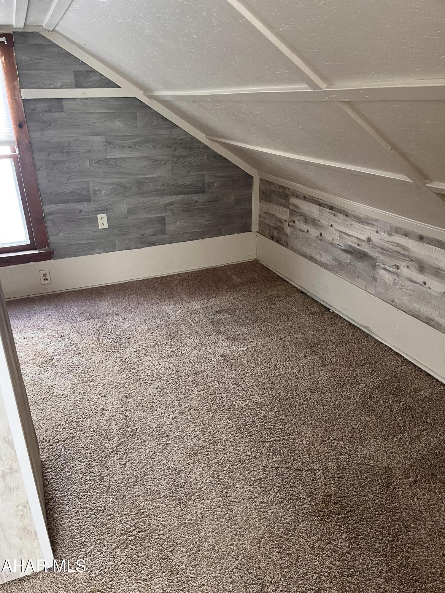 Juniata - Residential