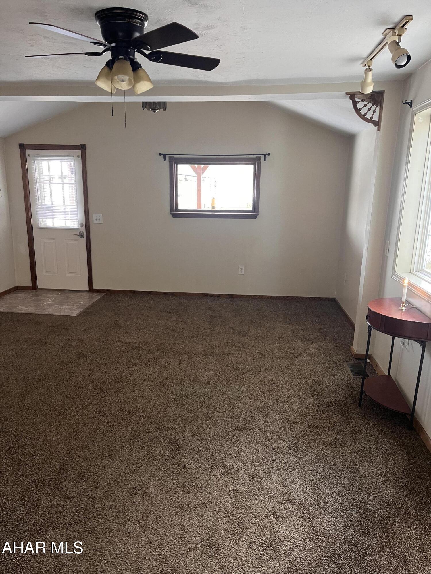 Juniata - Residential