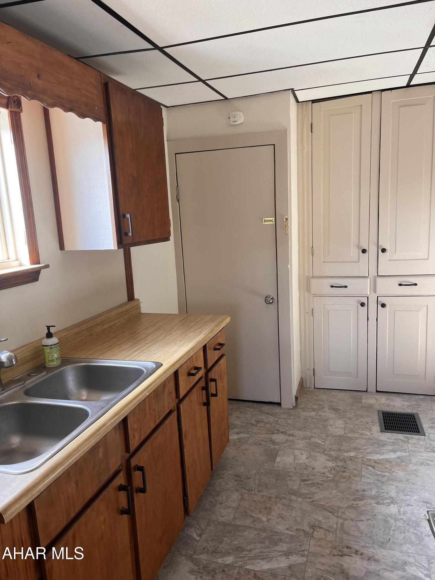 Juniata - Residential