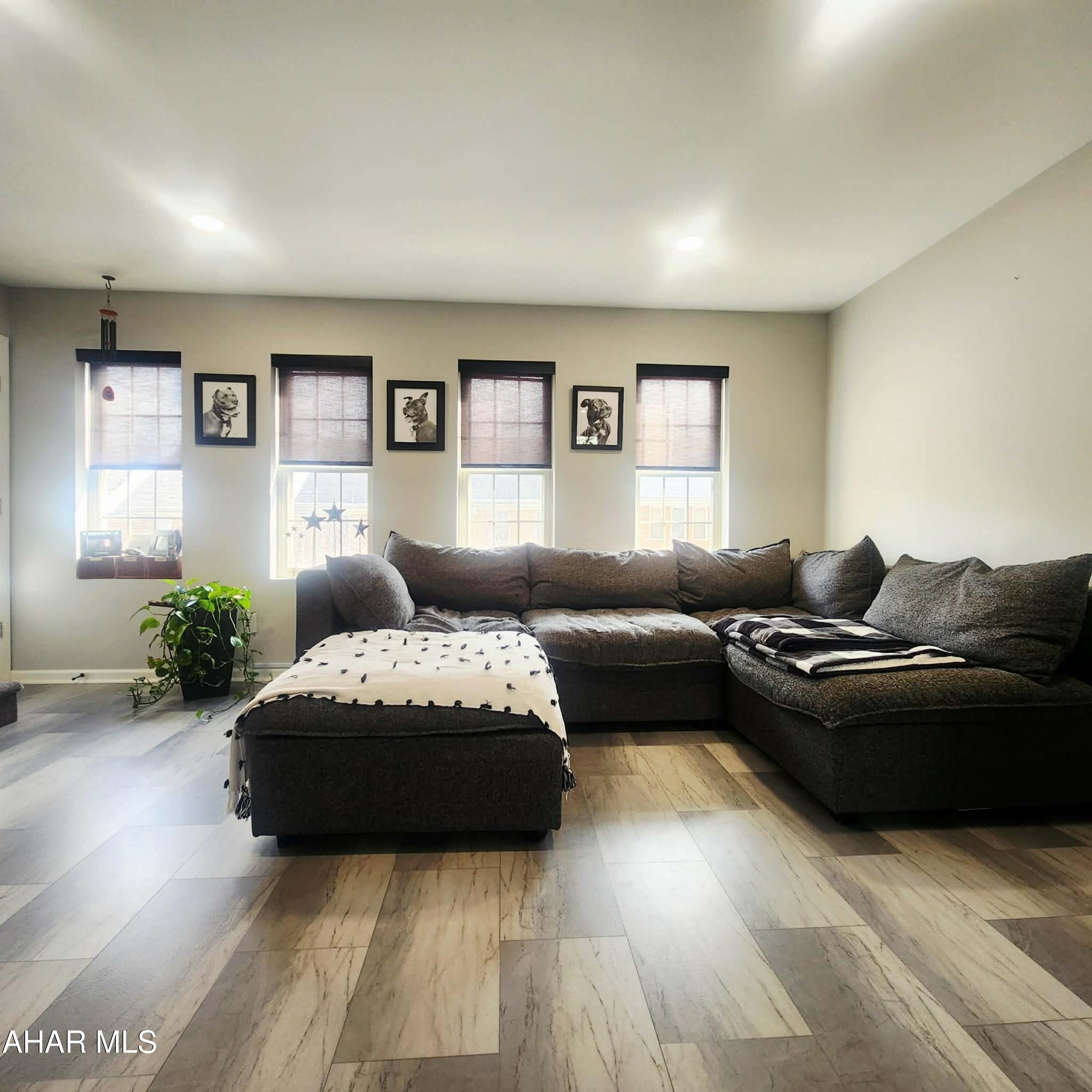 Holiday Hills - Residential