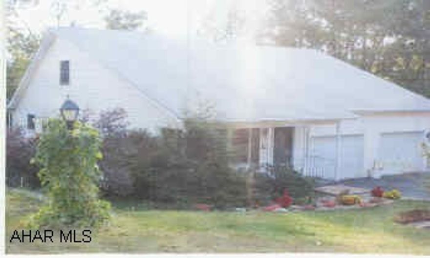4 Bedrooms, 3 Bath, Finished Basement, Loft, Sunroom, Central Air, Central Vac, Much larger than it looks. Great Home!  Much larger than it looks!  All appliances included.