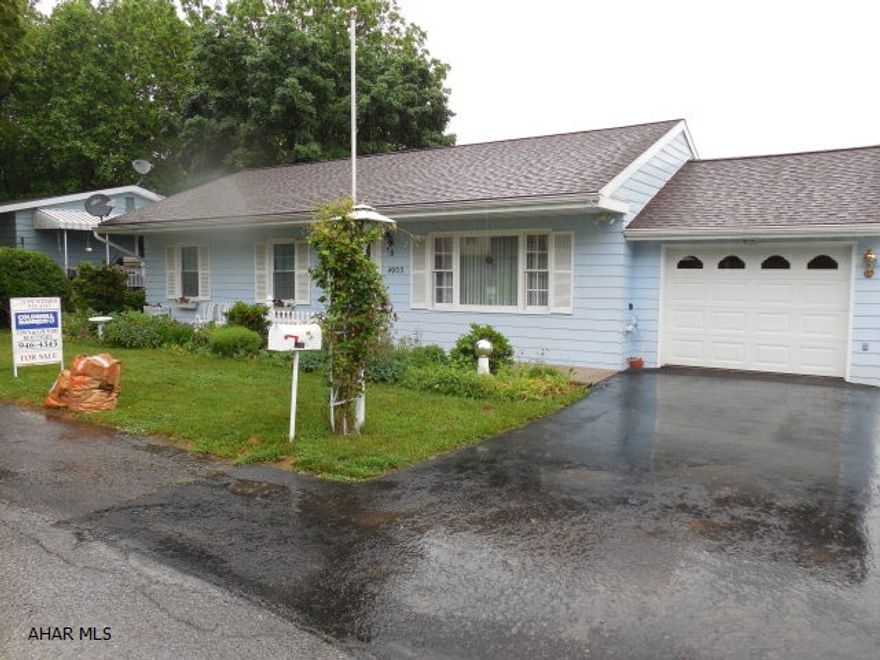 Well-maintained Highland Park rancher with a great view from the cheery sunroom. Large finishedlower level with a walk-in cedar closet. l car garage plus side parking. Nice screened-in porchoff family rm.