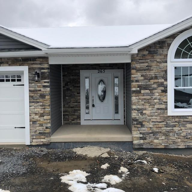 Church Hill Manor - Residential