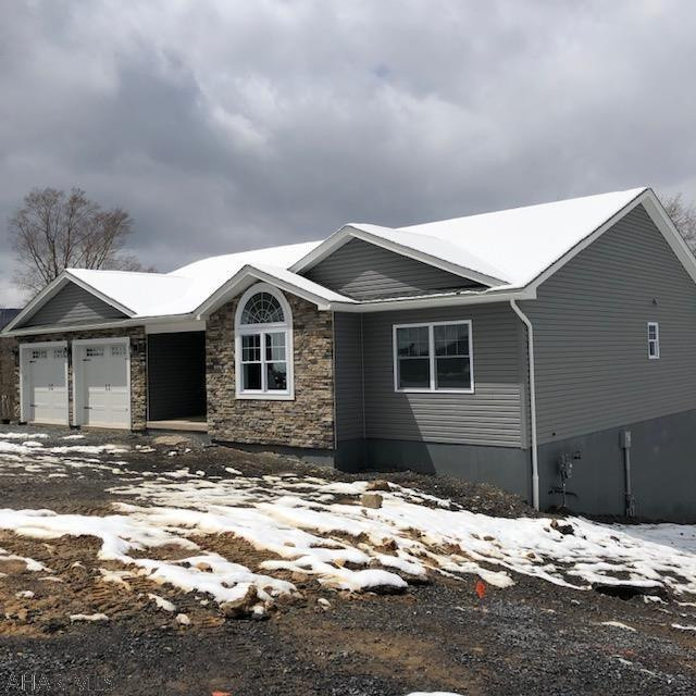 Church Hill Manor - Residential