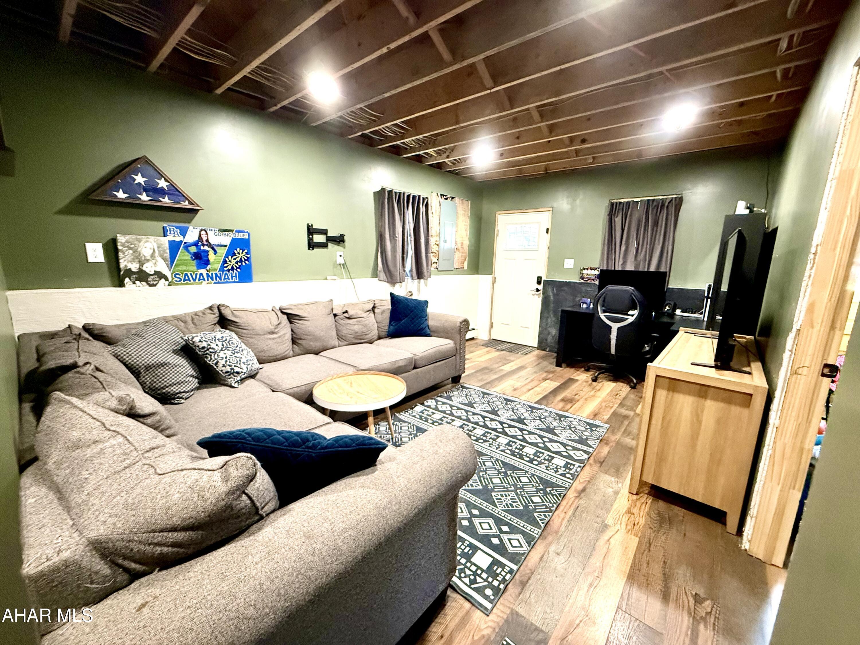 Unknown - Residential