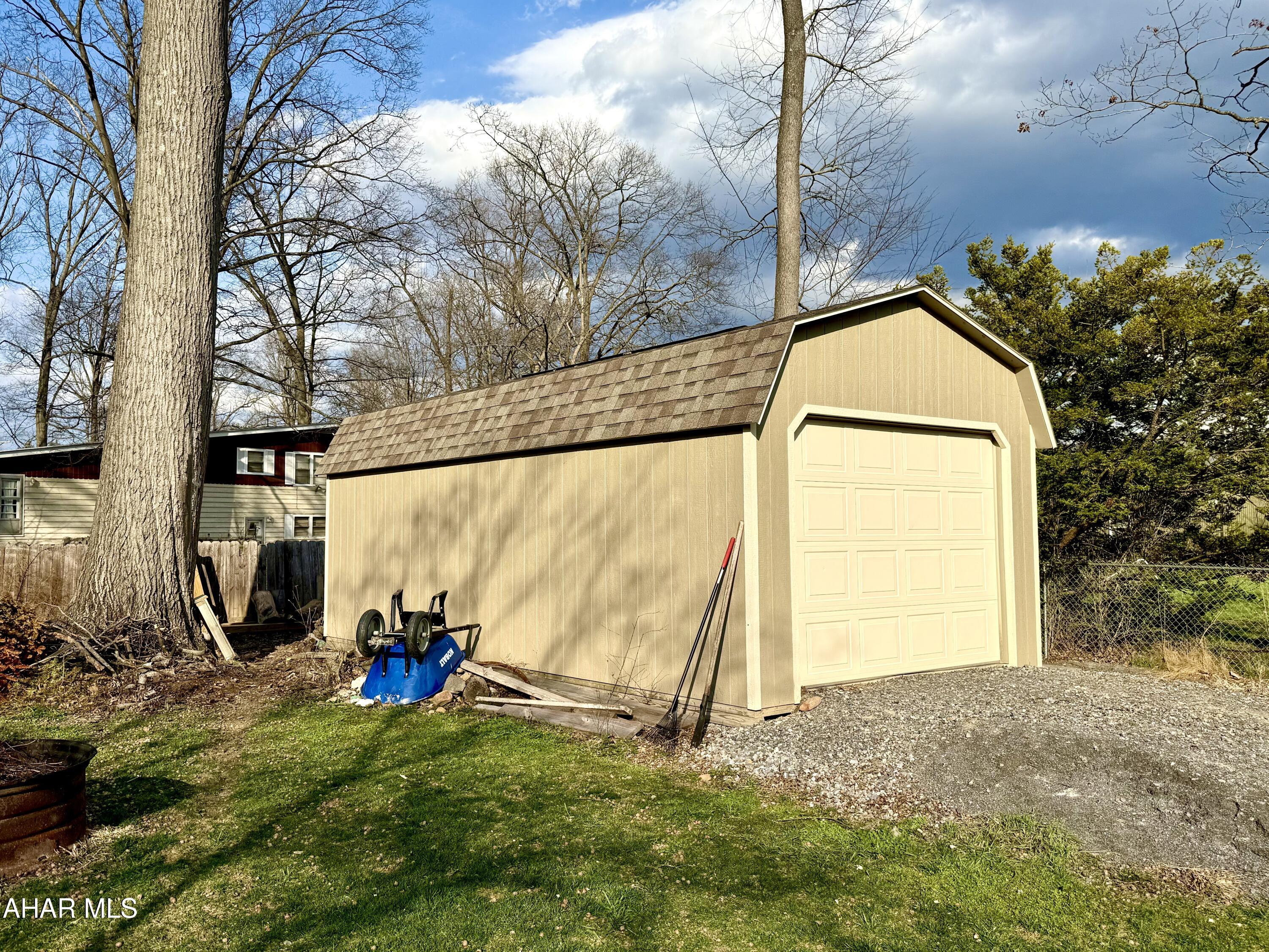 Unknown - Residential