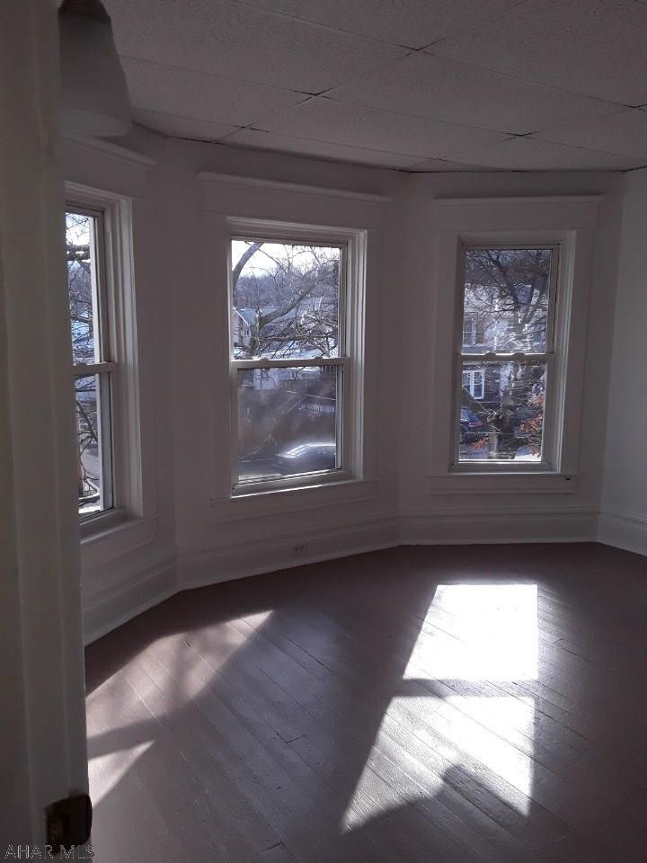 Juniata - Residential