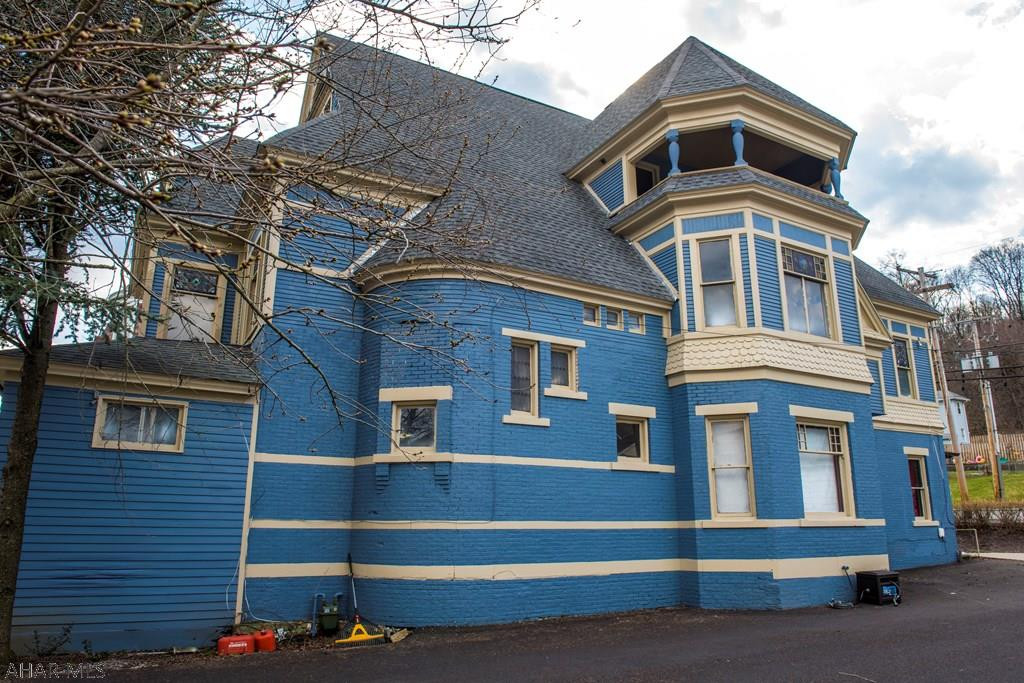 Unknown - Commercial Sale