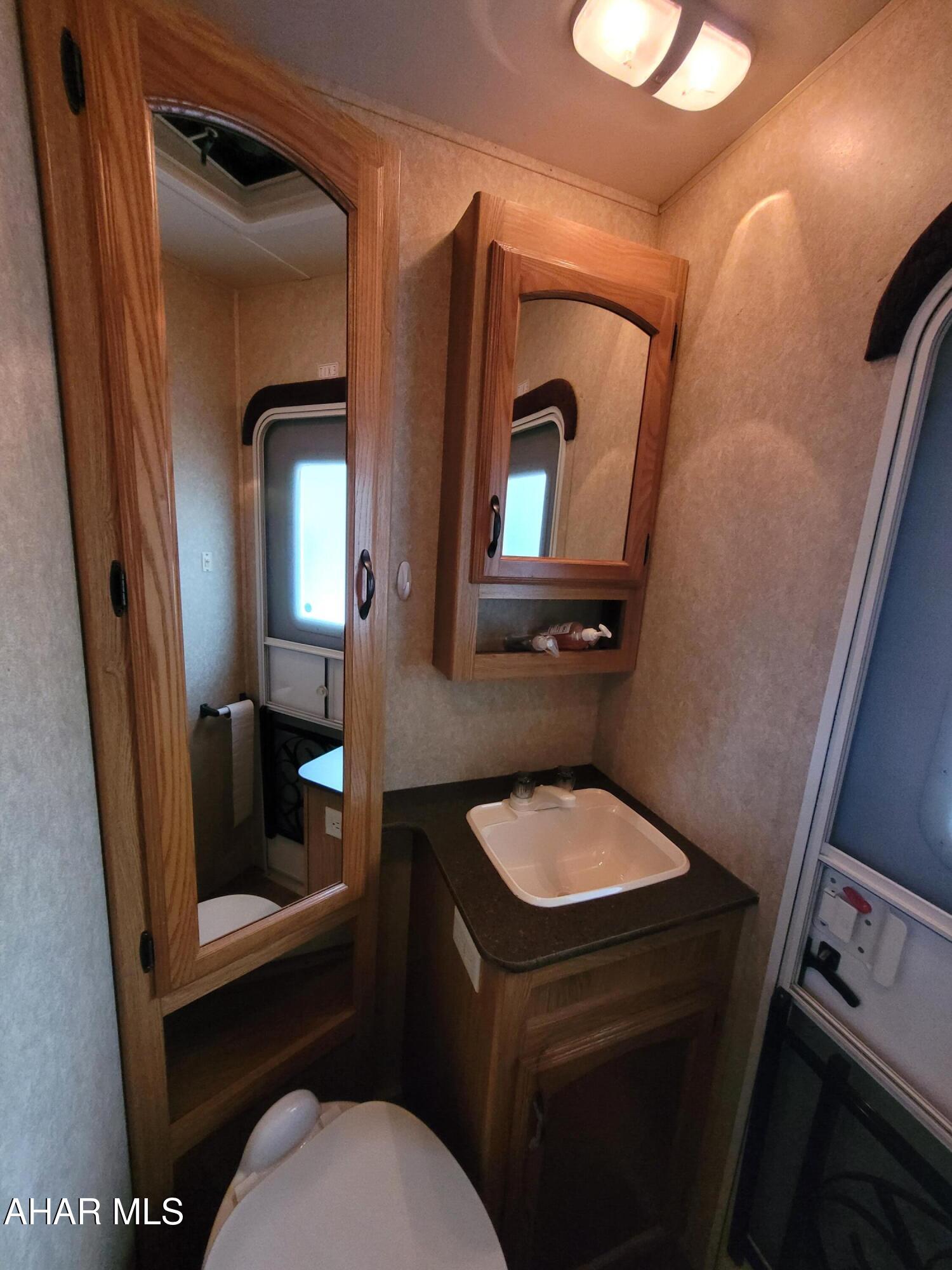 Glendale Yearound - Residential