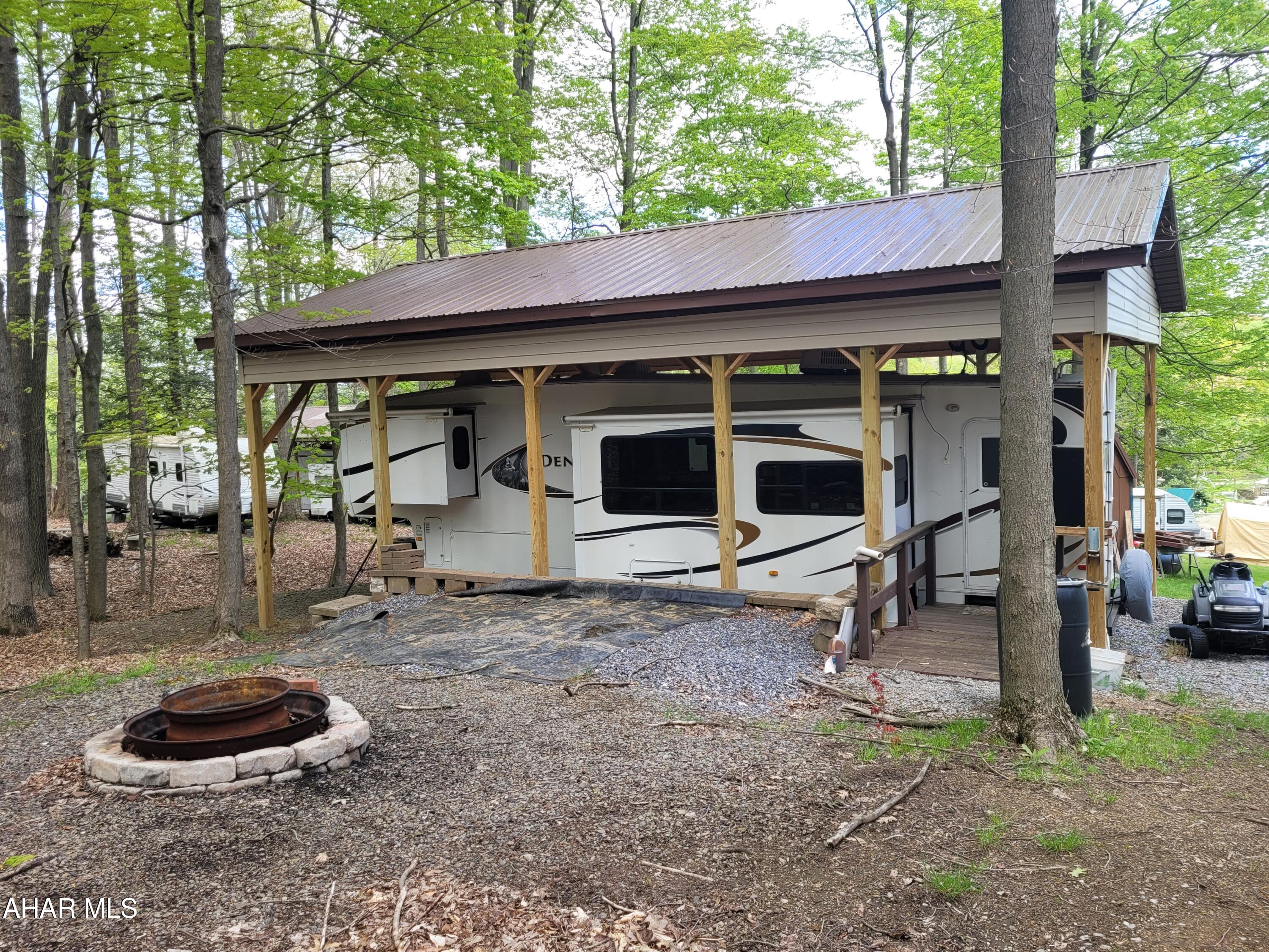 Glendale Yearound - Residential