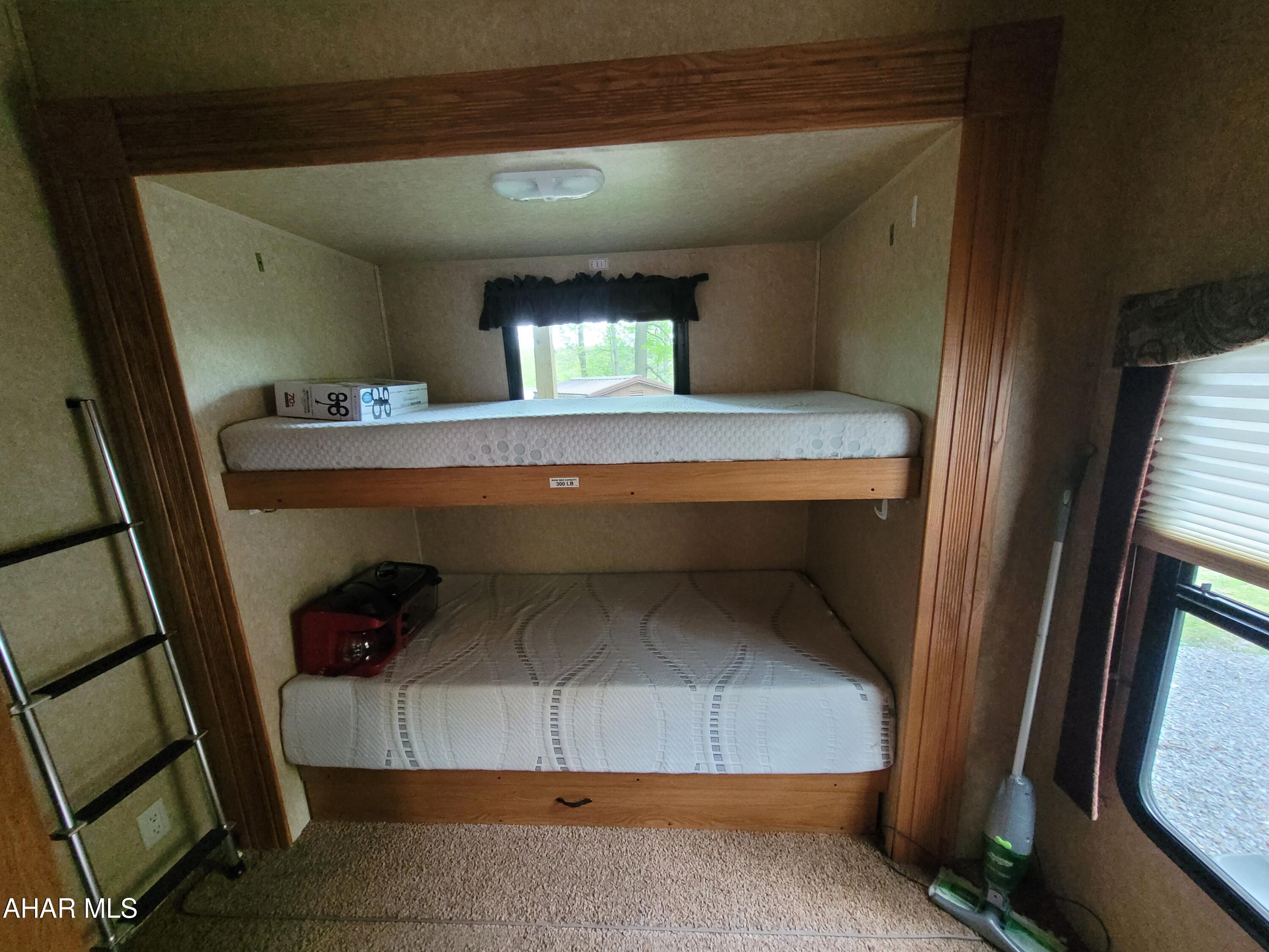 Glendale Yearound - Residential